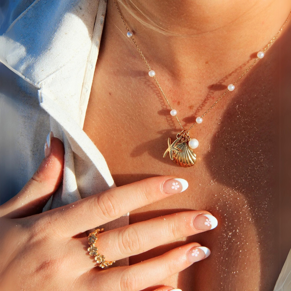 Bijoux LÖMA pour briller sur la plage cet été