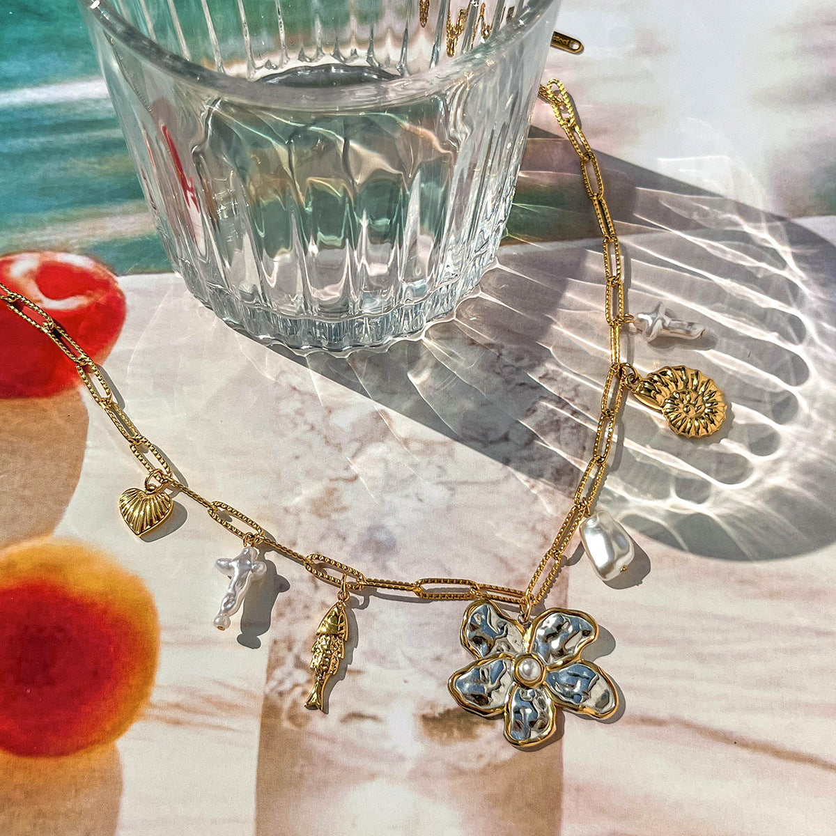 Tilarys – Collier talisman doré