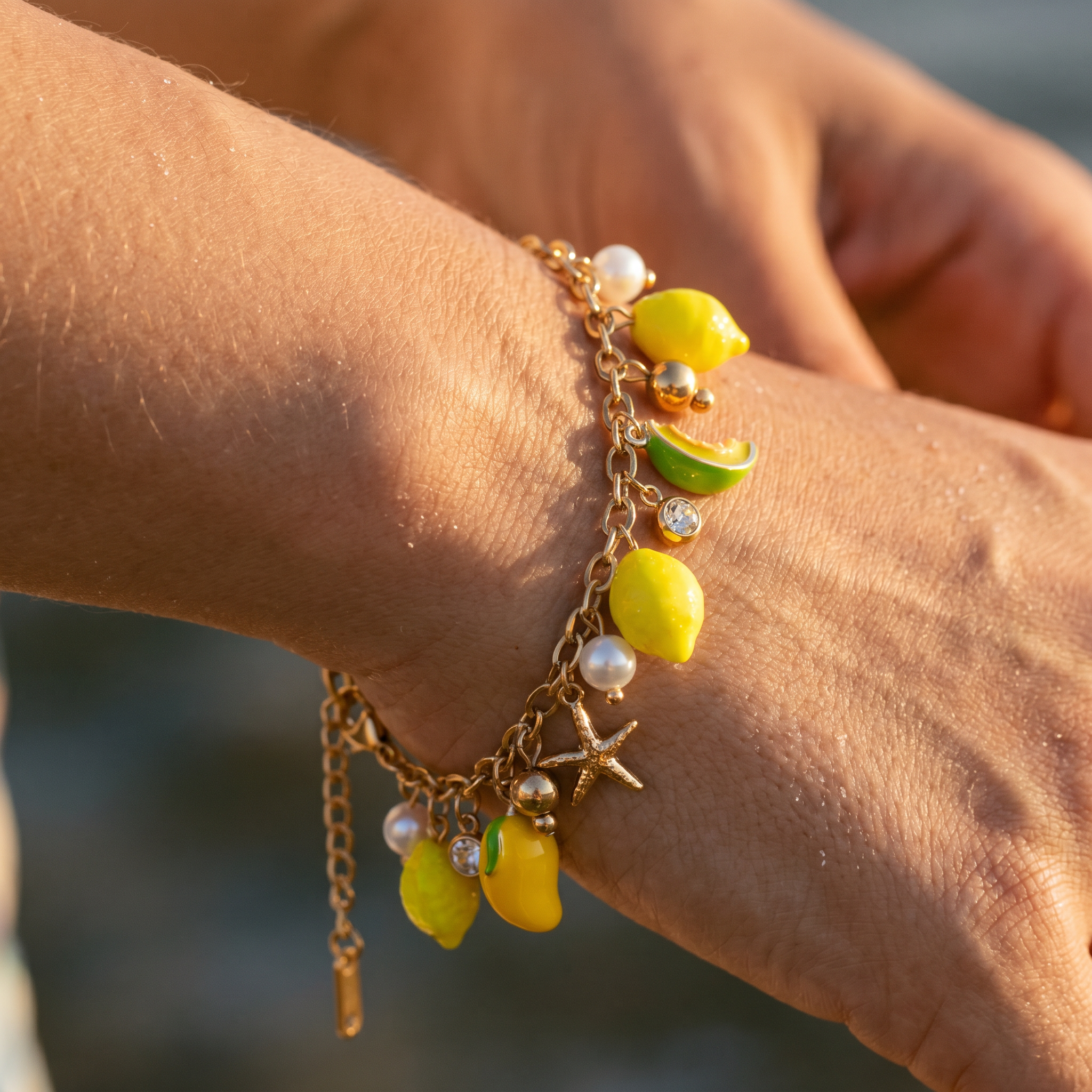 Isola – Bracelet fruits dorée